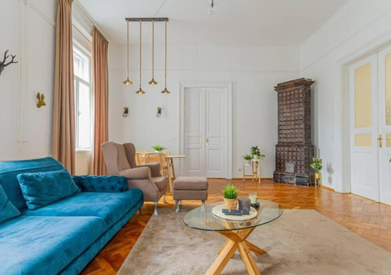 Luxury Apartment By The Famous Vaci Street Budapeşte Dış mekan fotoğraf